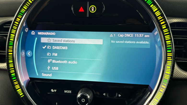 MINI Hatchback 1.5 Cooper Exclusive Premium 5dr Auto Petrol Hatchback